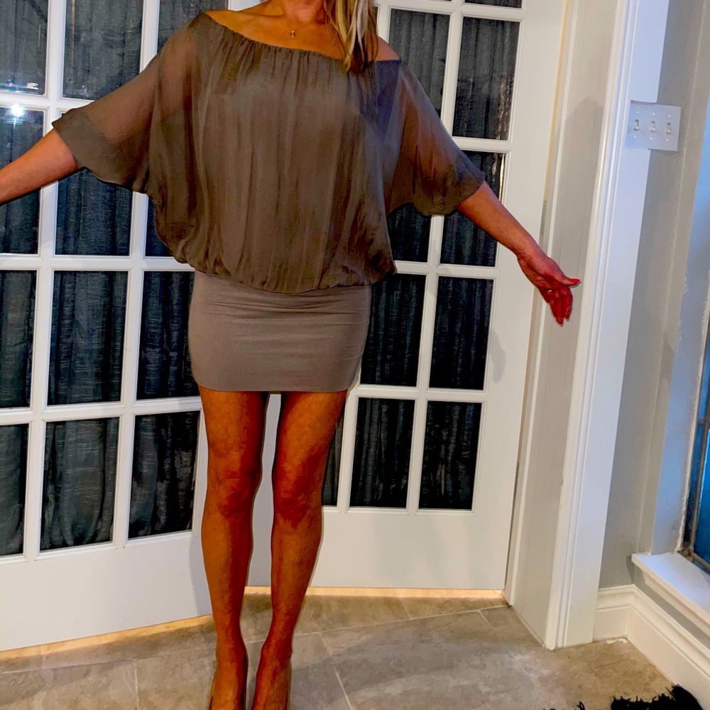 Sofia International silk dress. Stretchy!
